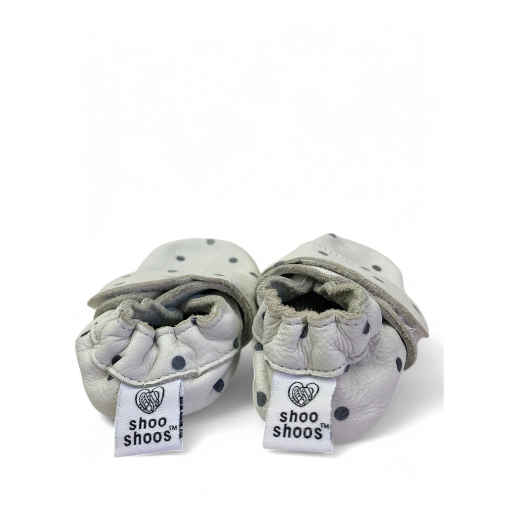 0-3M White & Grey Leather Velcro Slippers - Shooshoos