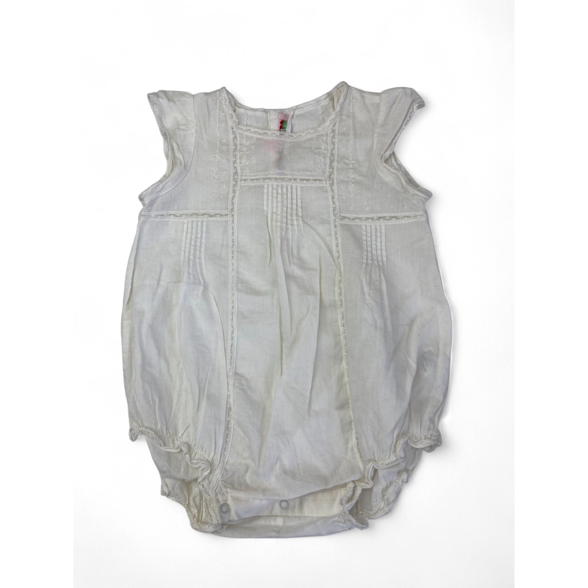 3M Cream Delicate Lace Trim Romper - Bonpoint