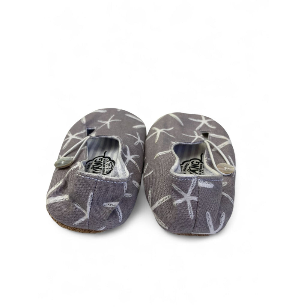 6-12M Grey & White Starfish Fabric Soft Soles Shoes - Myang