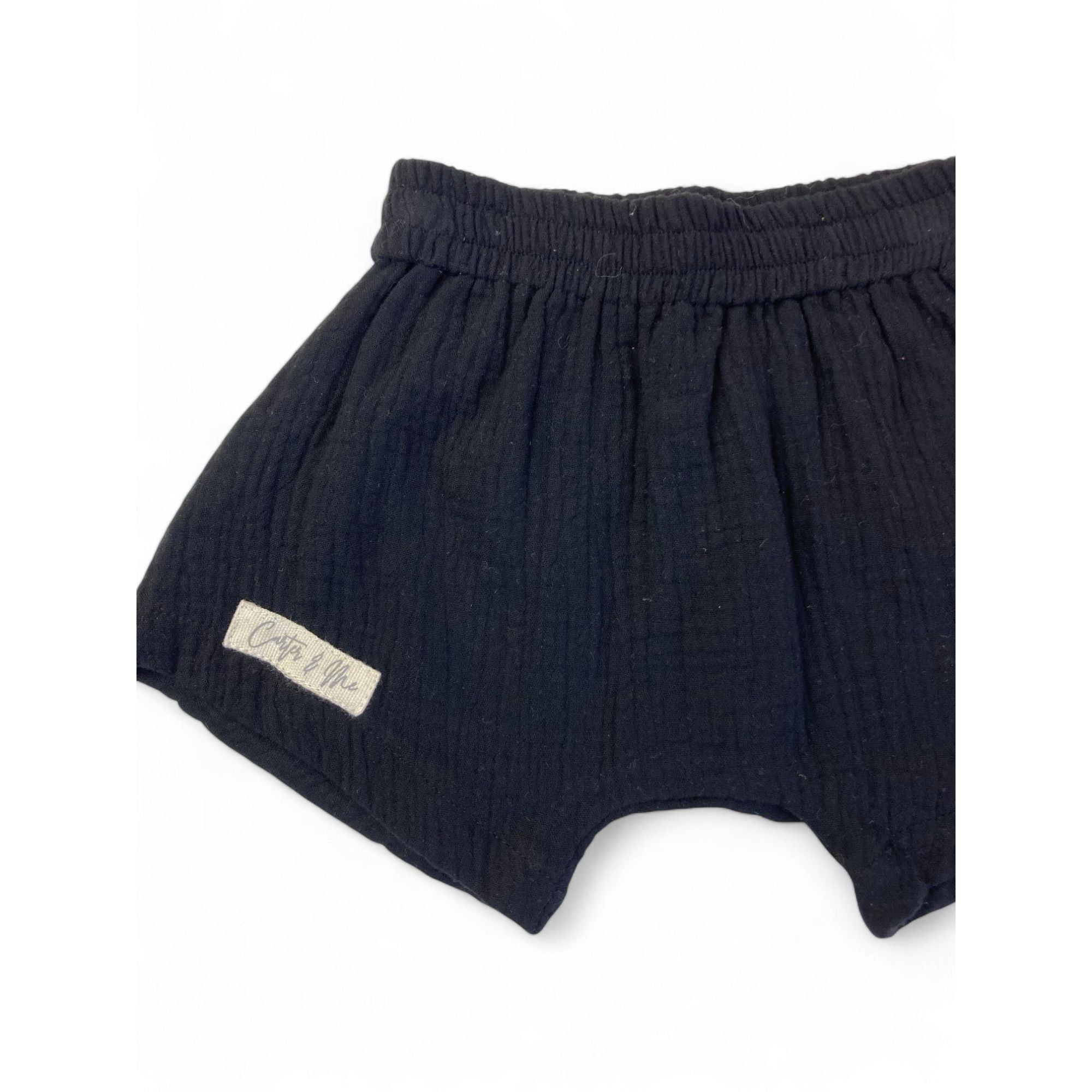 0-3M Black Cotton Muslin Harem Shorts - Carter & Me
