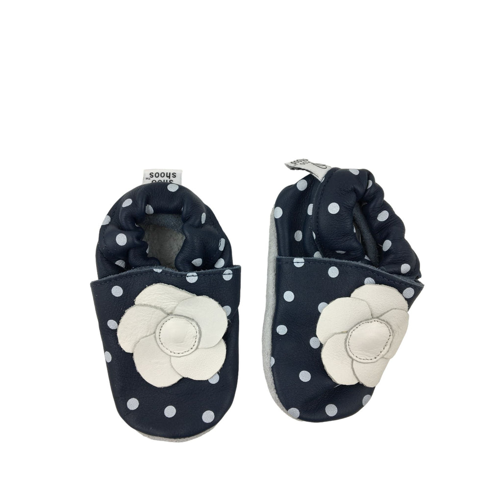 0-6M Navy & White Dotted Flower Leather Slipper - Shooshoos