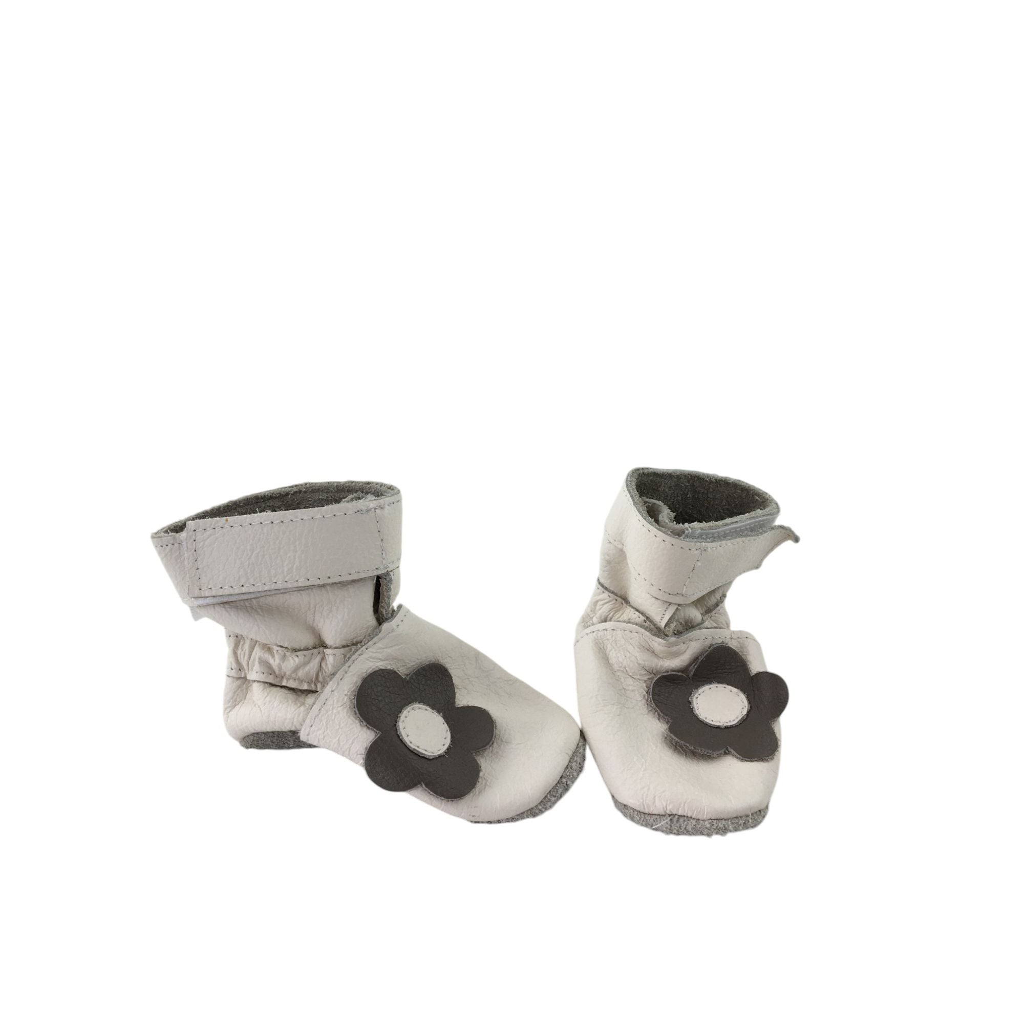0-3M White Leather Flower Booties - Basjas Poppelap