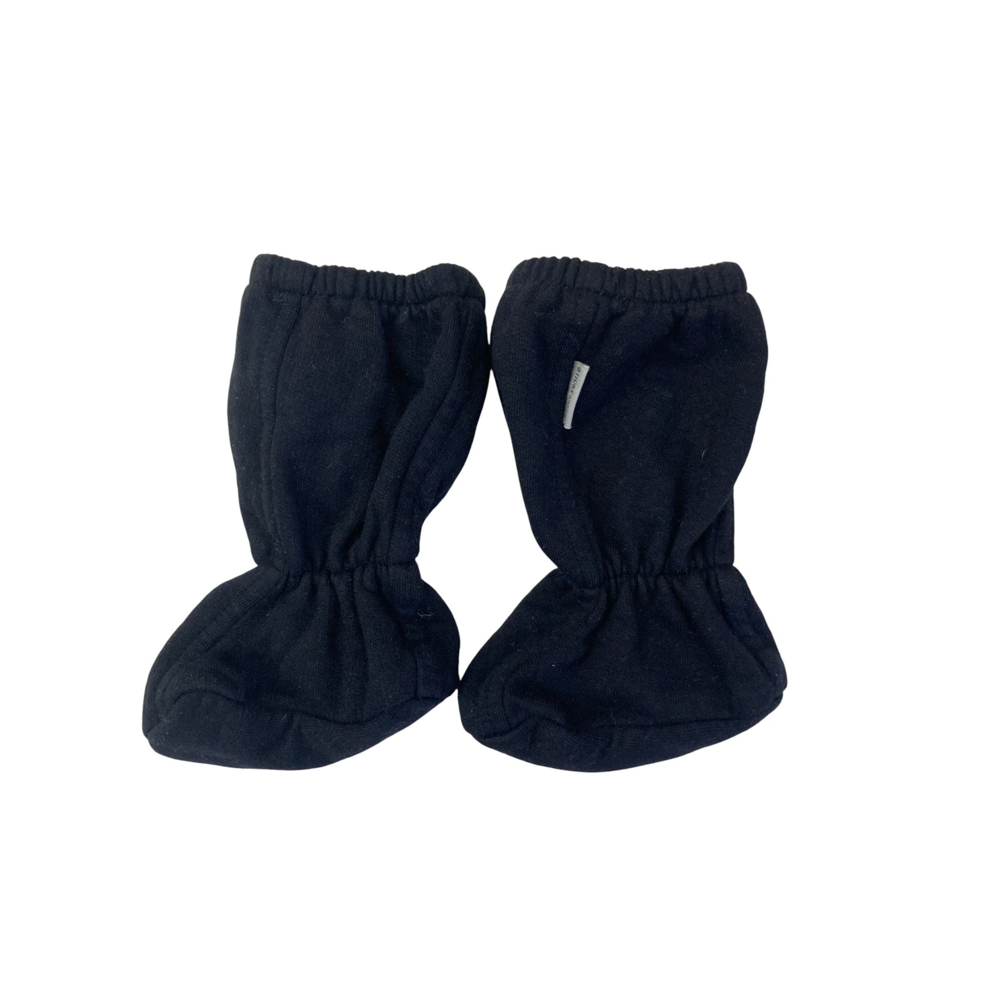 3-6M Black Cotton Booties - Sticky Fudge